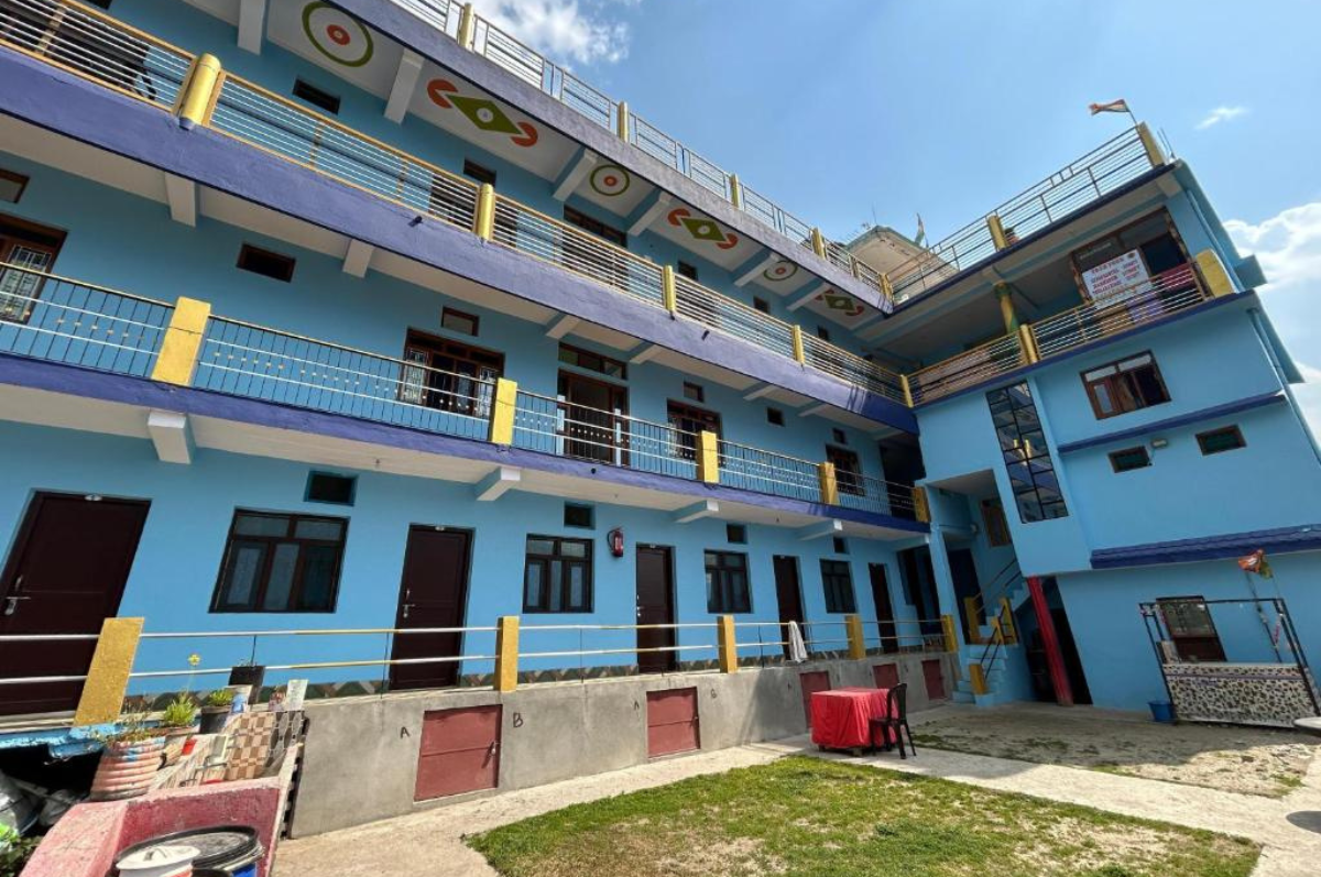 best homestay near Ekdarkantha trek