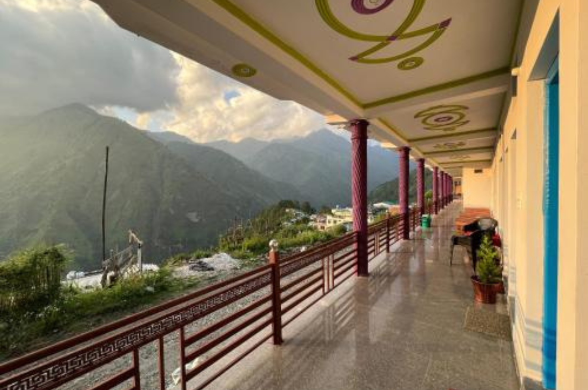 best homestay near kedarkantha trek
