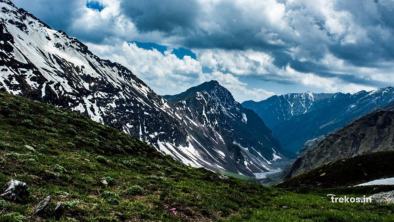 rupin pass trek